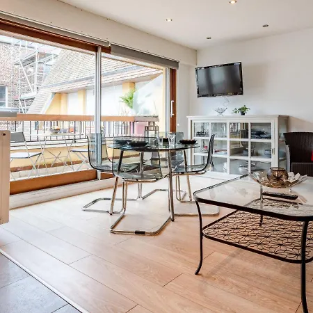 Apartment Les Cigognes By Interhome